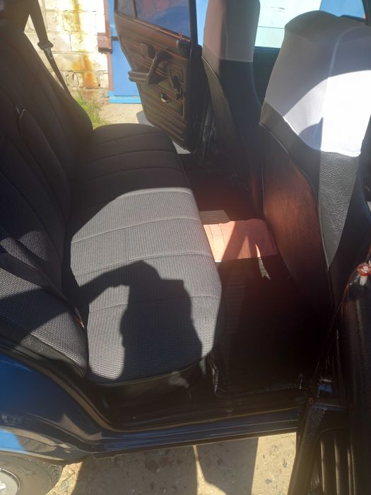 Продам ВАЗ 2107 с пробегом 42000км. НЕ крашена. Состояние как новая!