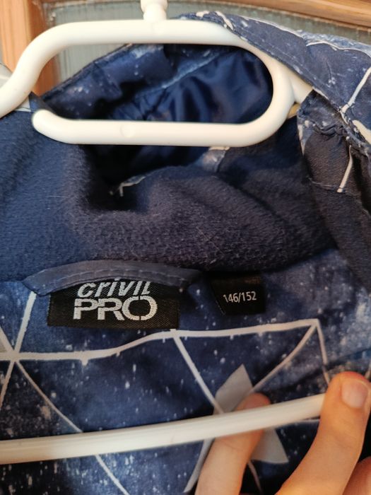 Sprzedam kurtkę chłopięcą narciarską – Crivit Pro, rozmiar 146/152, z