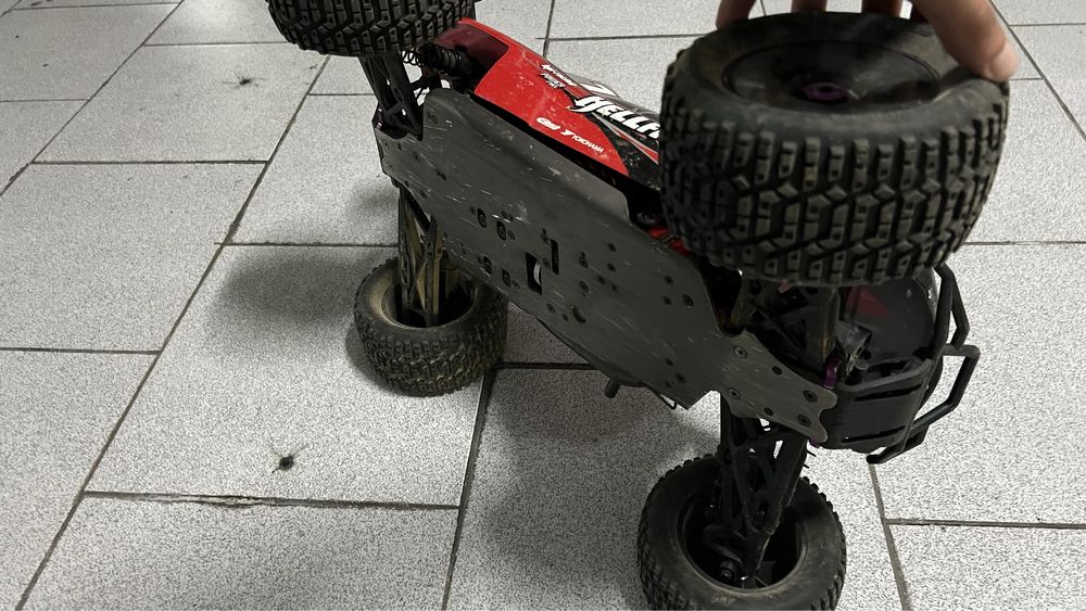 Carro HPI Racing Hellfire (Versão MUITO RARA)