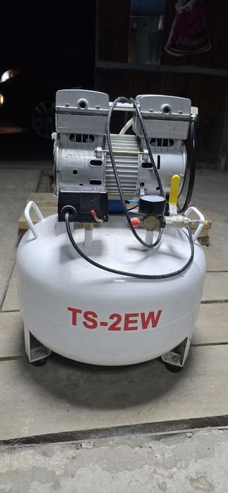 Продам компресор стоматологічний