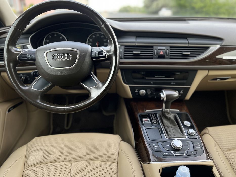 Продам Audi A6 C7