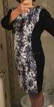 Elegante vestido preto com designe cinza e branco, ANirene