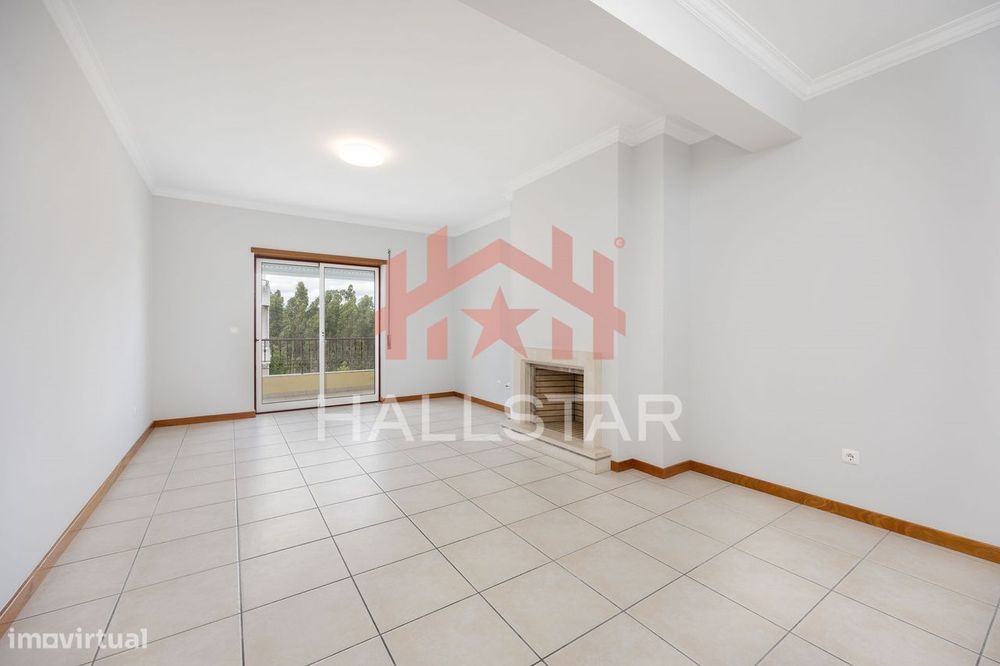Apartamento T3+T2 / Cozinha Equipada / investimento / Leiria