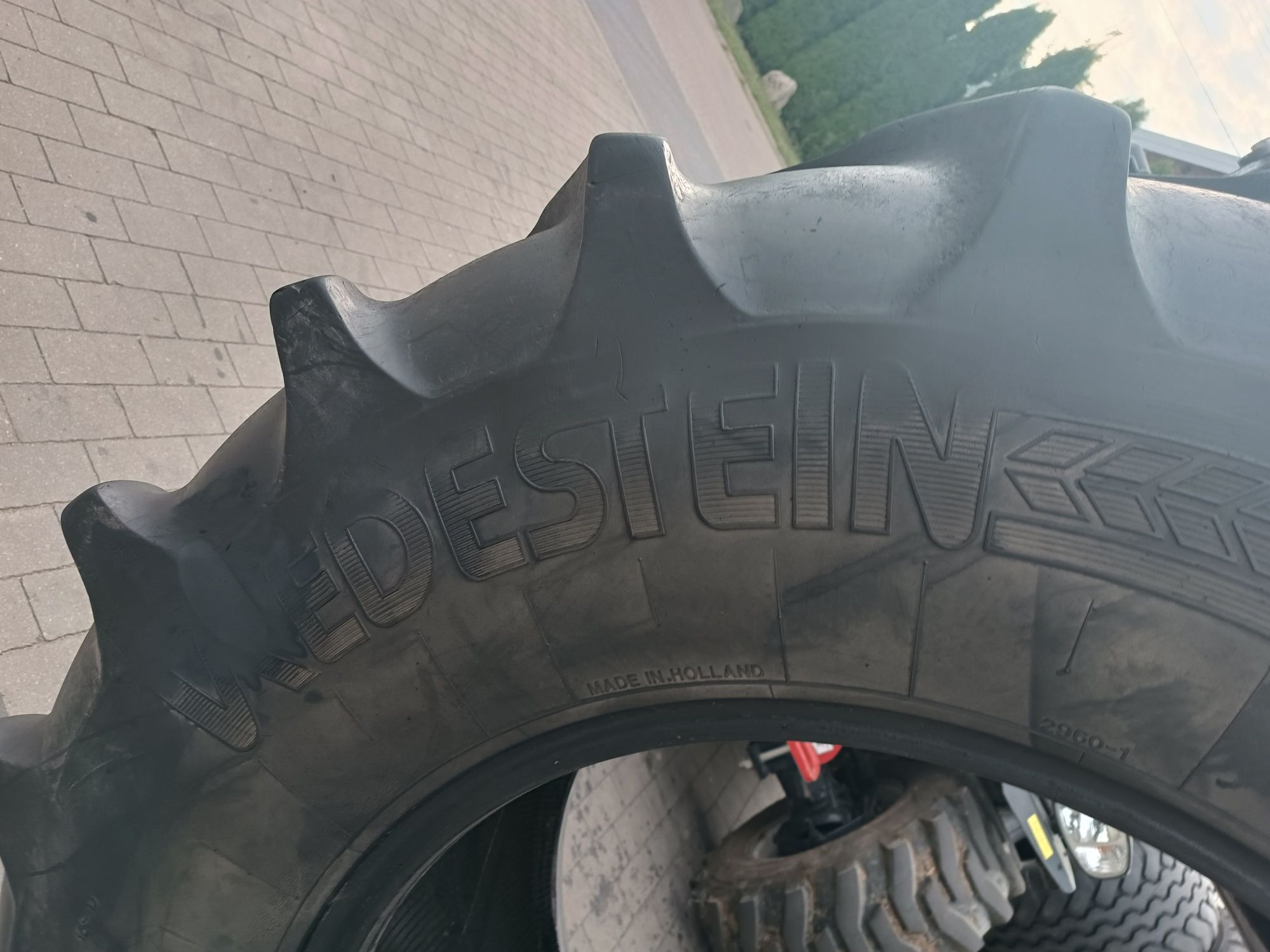 600/70R30 Vredestein Traxion +