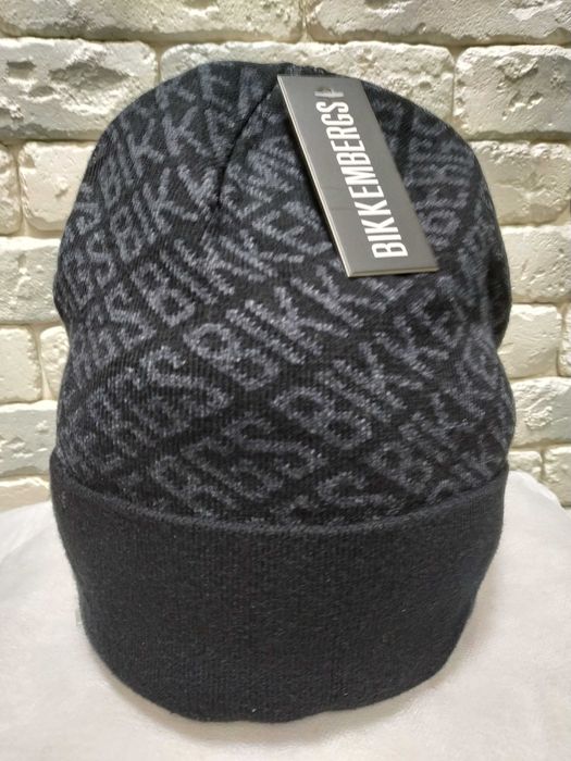 Продаж шапок .гарна ціна Bogner Bikkembergs Hilfiger Fila UGG Dsquared
