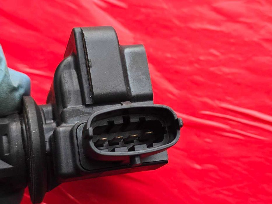 Котушка запалювання SAAB 9-3 1.8 2.0 Opel Vectra C GTS 2.0 Signum