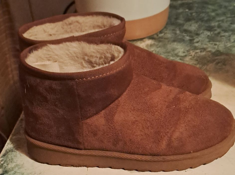 Зимние угги " PRIMARK "