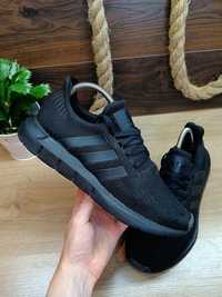 Czarne męskie buty sportowe sneakersy Adidas Swift Run 42