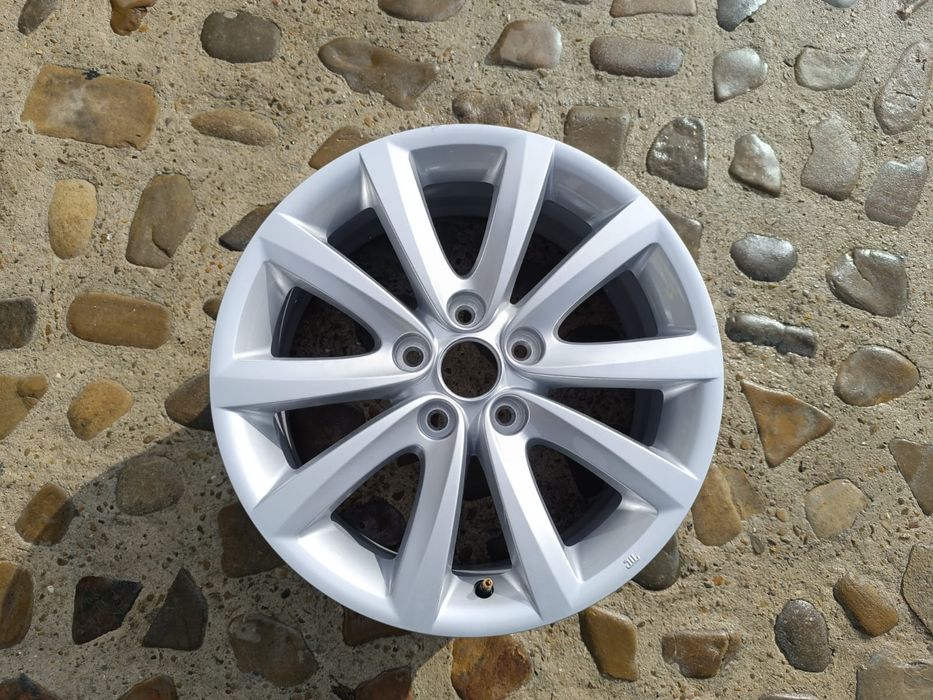 Felga aluminiowa oryginalna Hyundai i40 17 cali 5x114,3