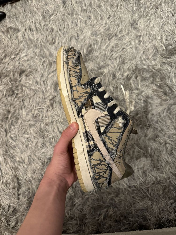 Nike dunk sb travis scott 43 (wyciete)