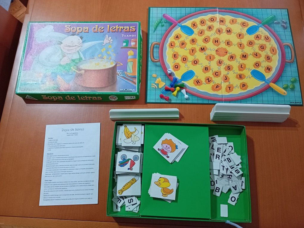 Jogo de tabuleiro Sopa de Letras