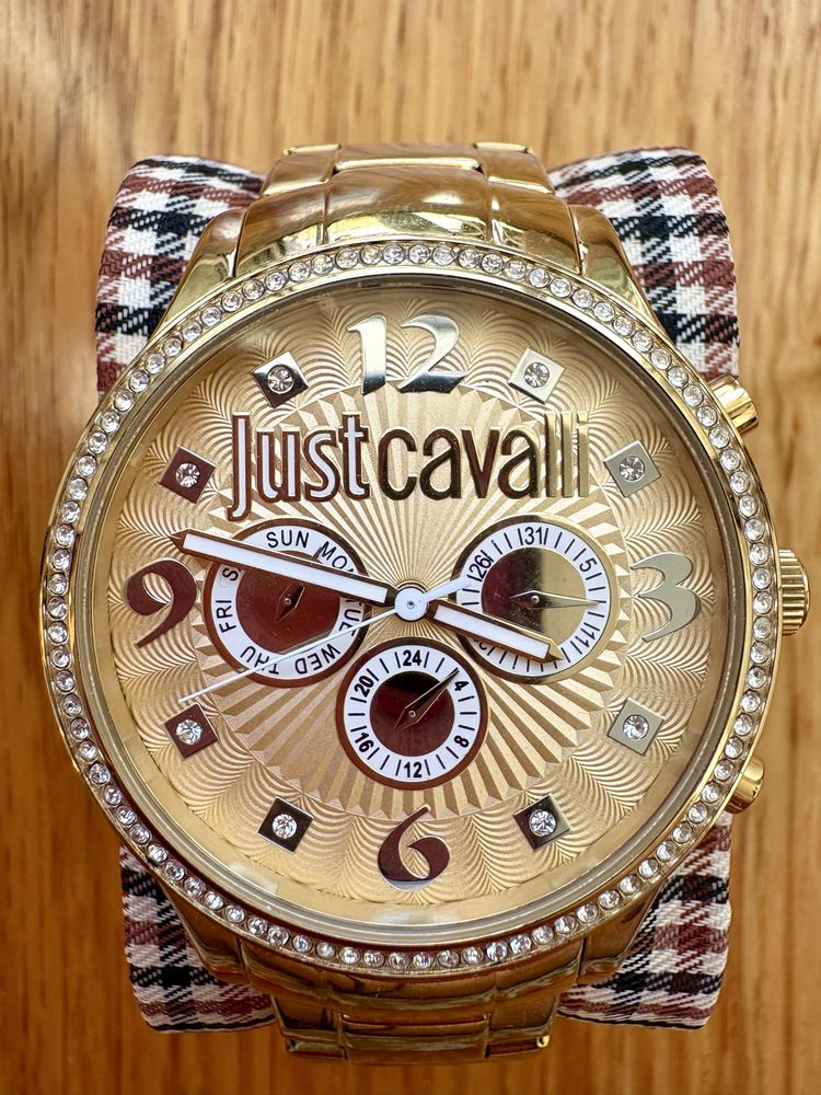 Relógio Just Cavalli Huge Mid