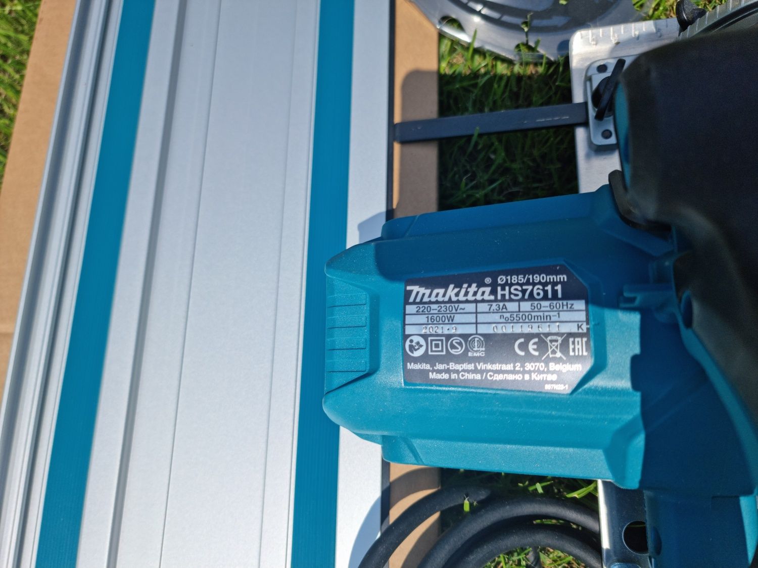 Pilarka tarczowa 1600W HS7611 Makita + szyna 1,5mb + 2 Tarcze NOWA