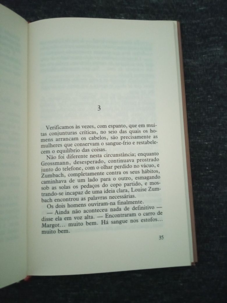 Livro" Duas Horas Para se Amarem" Como Novo