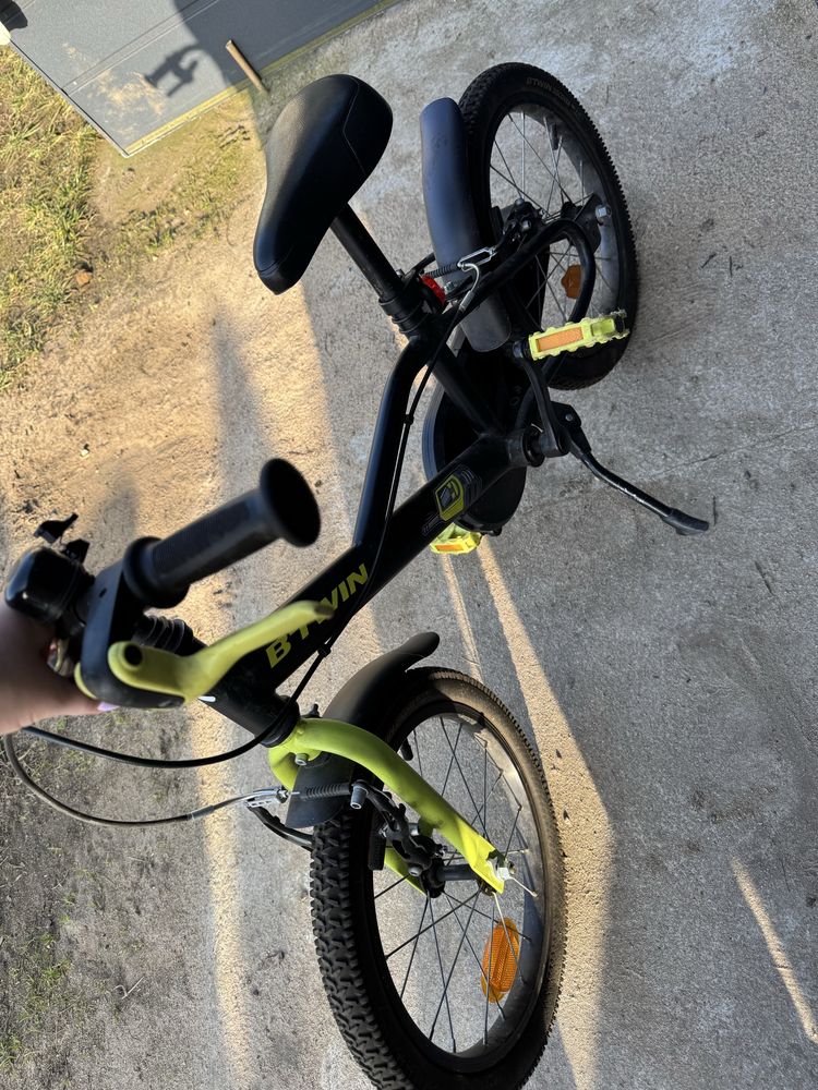 Rower dziecięcy Btwin 500 Dark Hero 16 cali