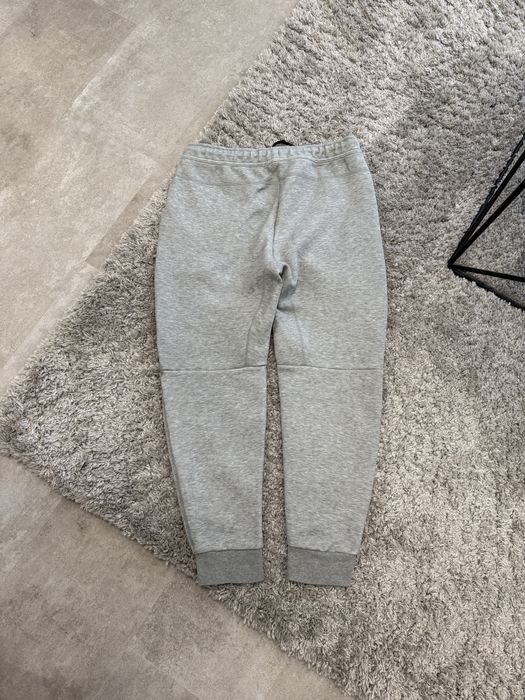 Штани Nike Tech Fleece Jogger White