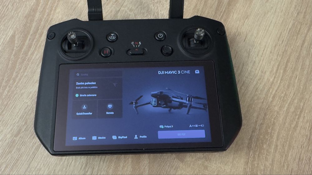 Dron DJI Mavic 3 Cine Premium Combo