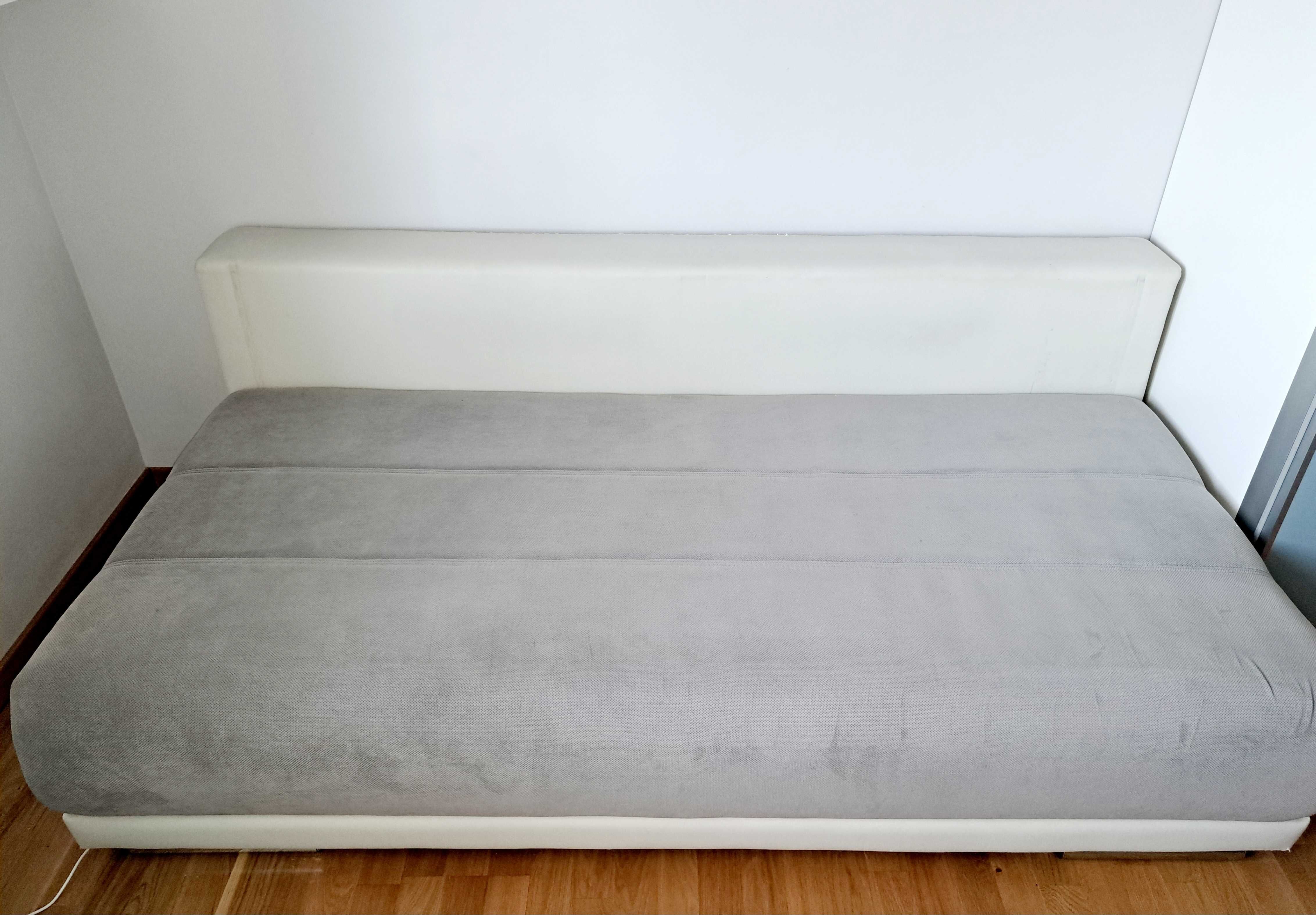 Sofa rozkładana 3 osobowa Meble Agata