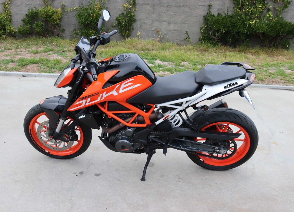 KTM Duke 390 Impec (18)
