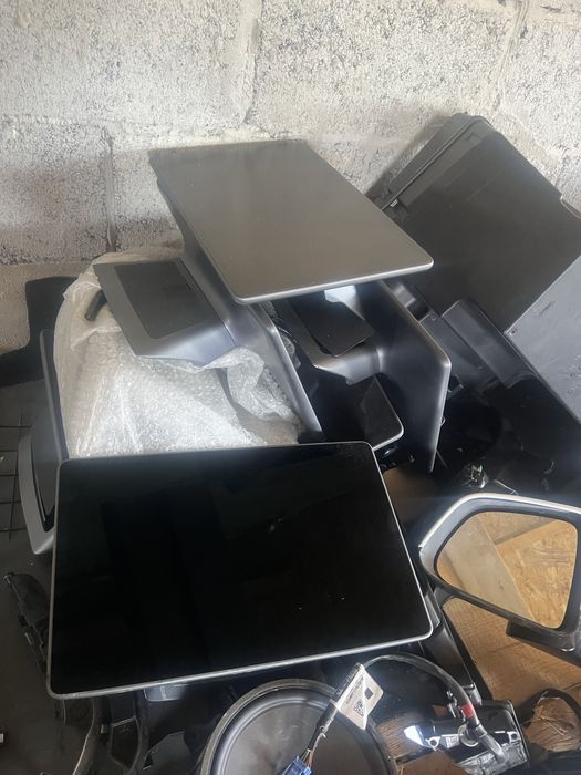 Монітор tesla 3 / монітор tesla Y / розборка тесла