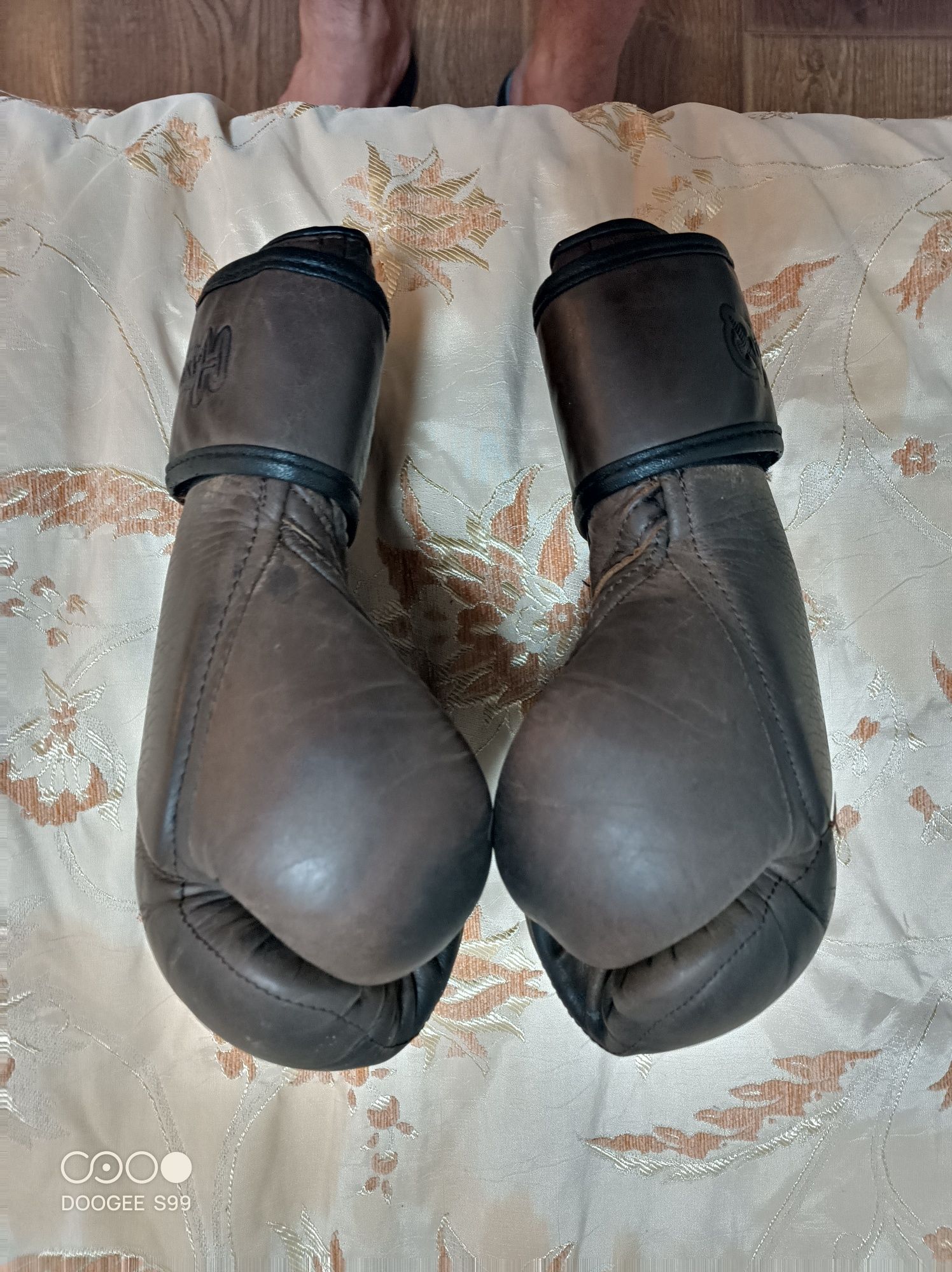 Боксерские перчатки hayabusa