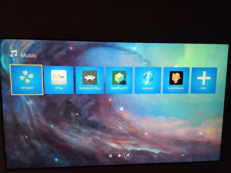 Ігрова TV приставка x96s 4/32Gb +sd 128Gb, та два геймпади Ipega 9076