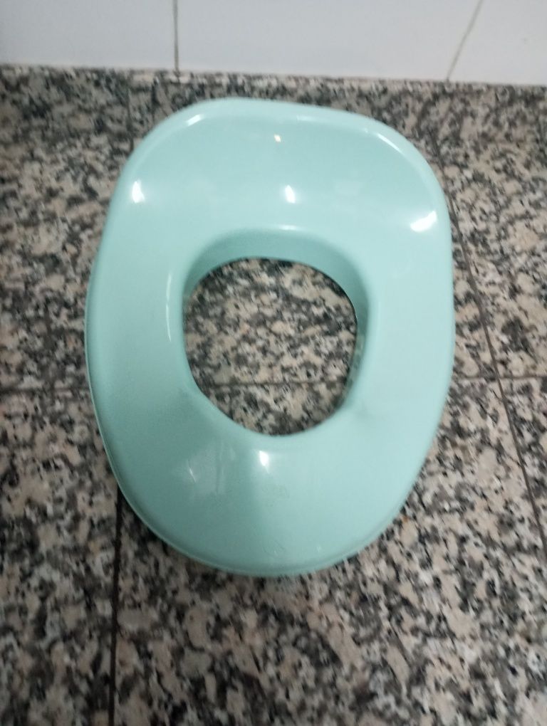 Apoio para sanita pra criança