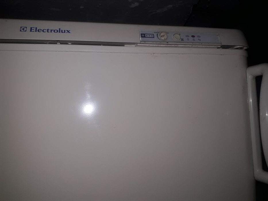 Морозильна камера Elektrolux