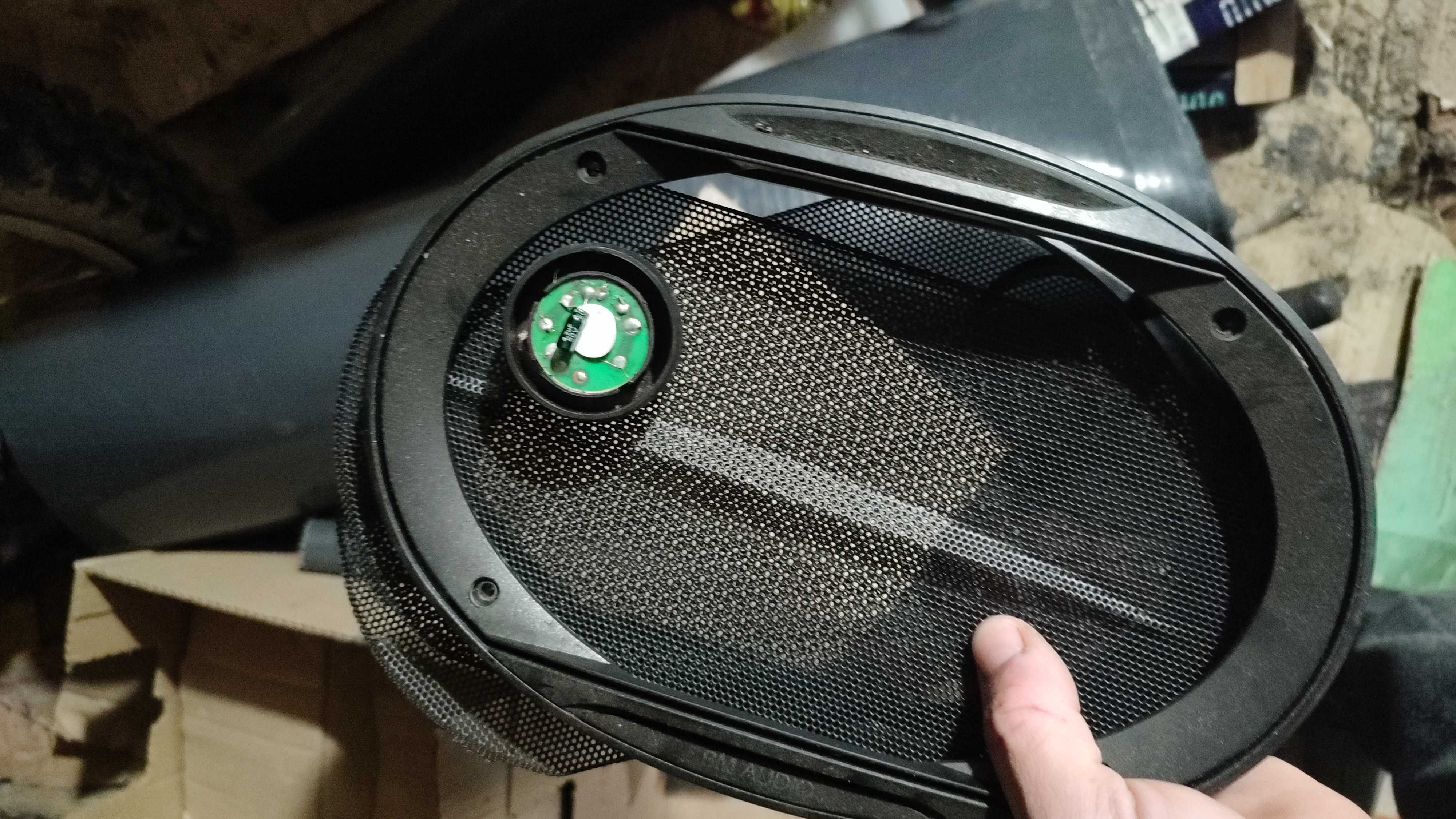 Бюджетна Магнітола USB/Bluetooth/AUX +Динаміки(Овали) автозвук