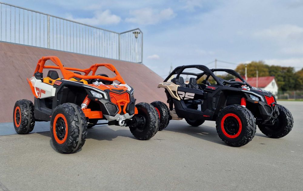 Mega BUGGY Canam MAVERICK RS 4x200W pilot mp3 autko akumulatorowe