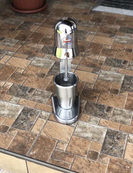 Пристрій для води ( міксер )