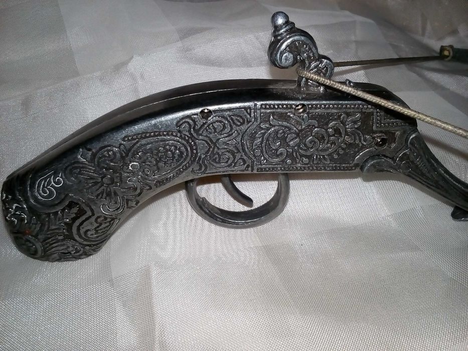 зажигалка арбалет 23 см. металл