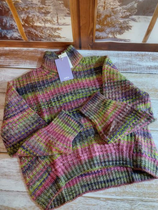 Светр теплий, свитер