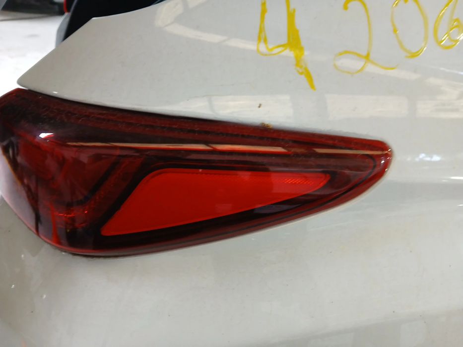 Farolim direito HYUNDAI Kauai (OS)