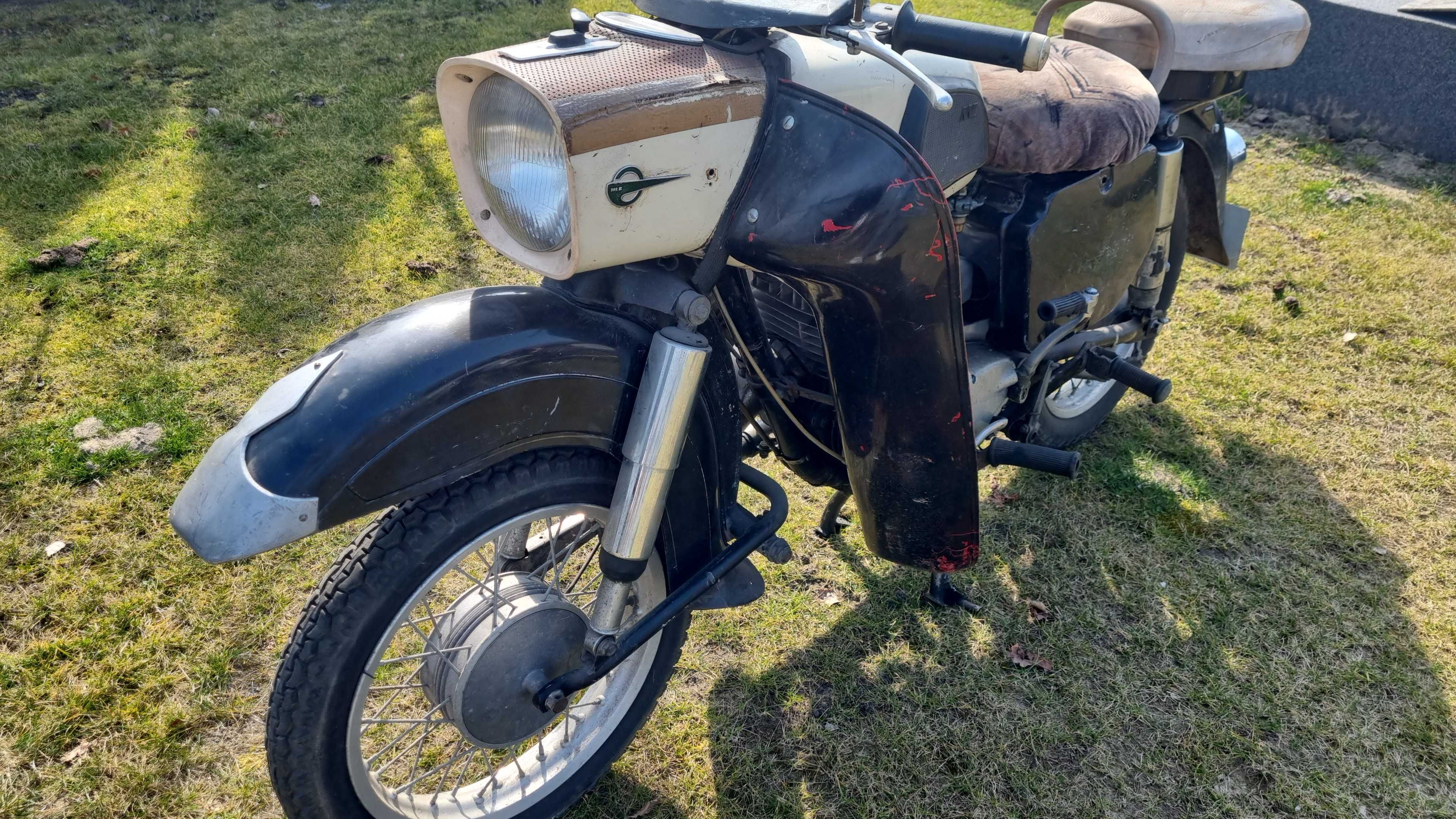 Mz trophy 250 Białe tablice