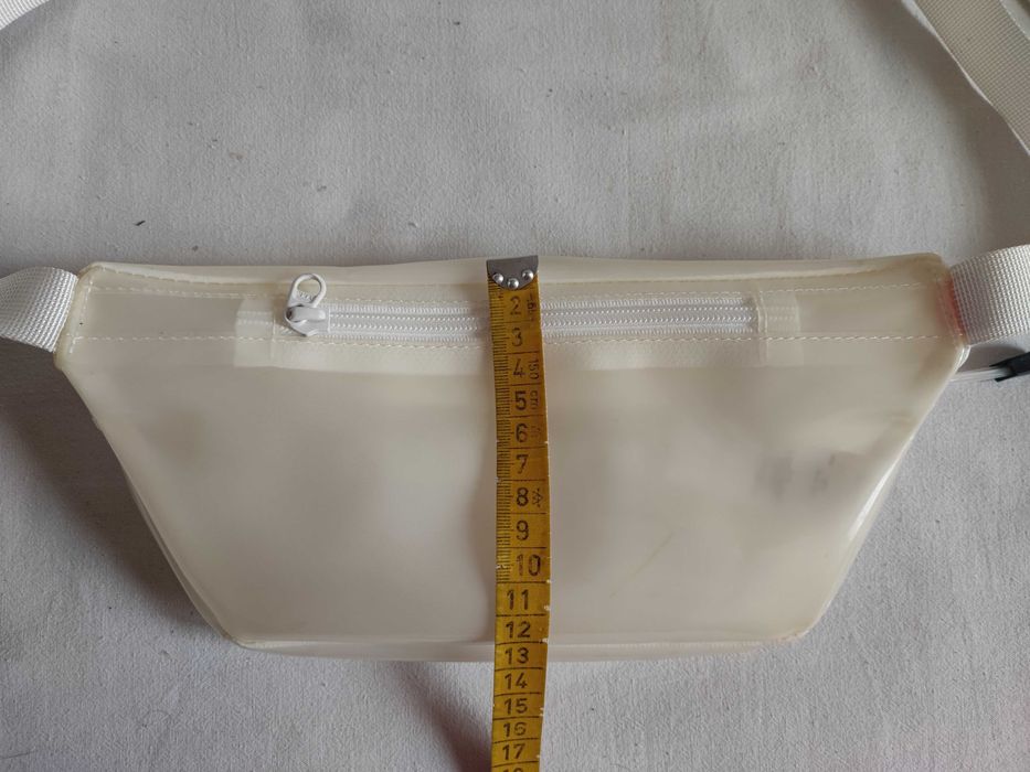 Сумка бананка на пояс "Levis"