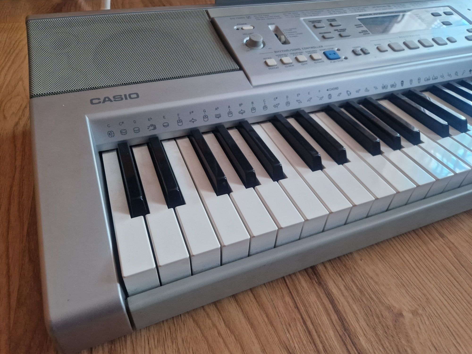 Casio CTK-810 keyboard