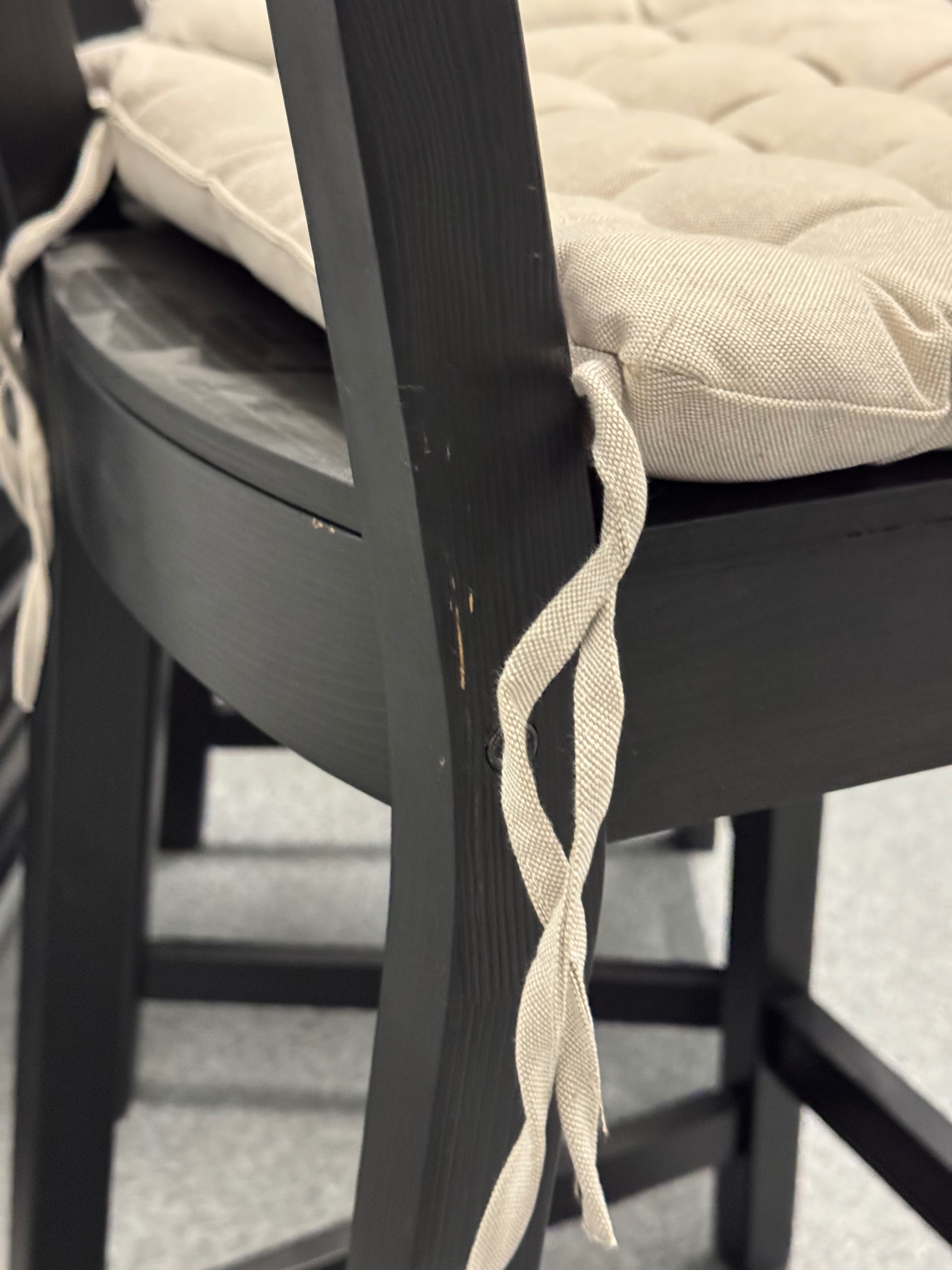 Cadeiras altas IKEA para balcão baixo/ilha de cozinha