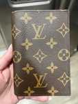 Capa para passaporte louis vuitton