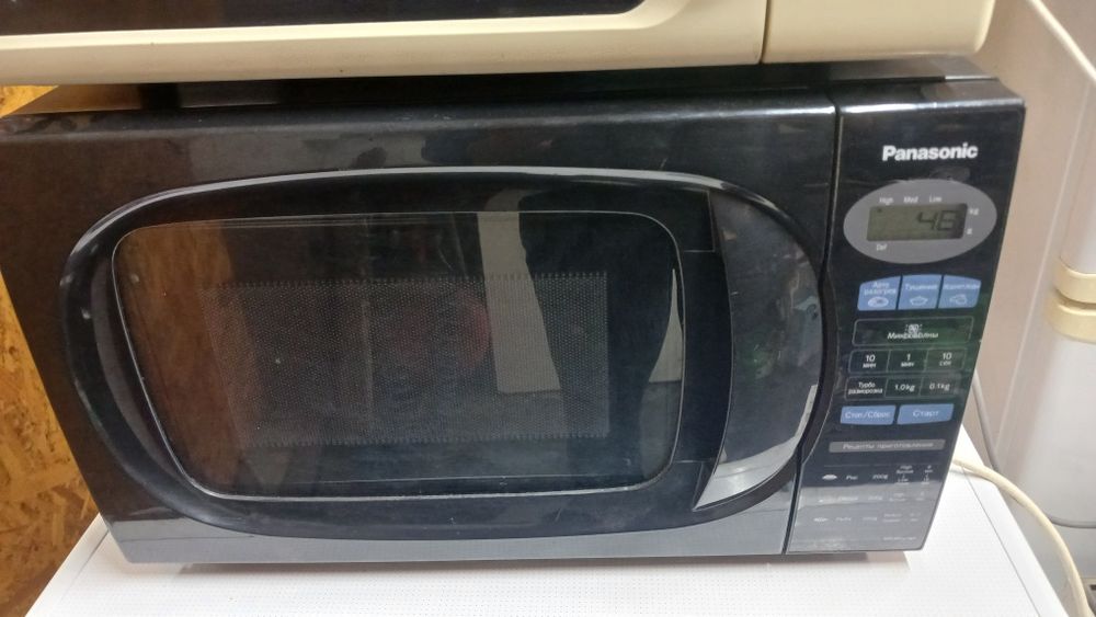 Мікрохвильовка панасонік