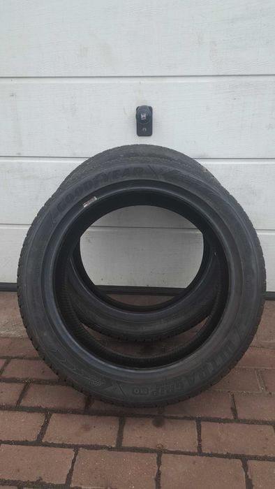 opony zimowe GoodYear ultra grip 225-45R18 22r