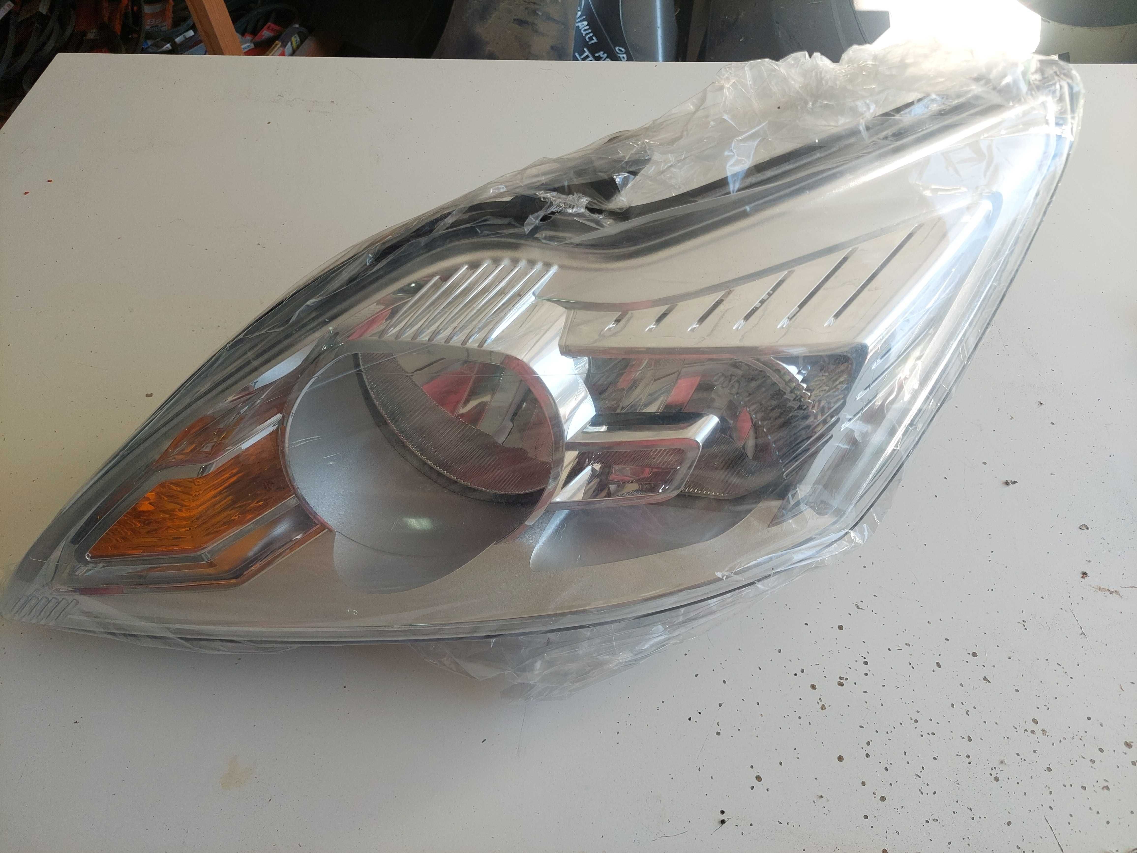 farol ford focus