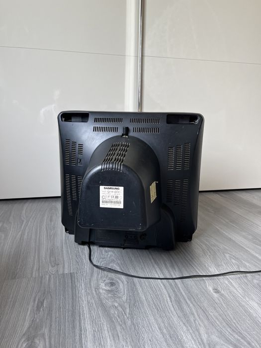 Телевізор Samsung розміри 50х50х45