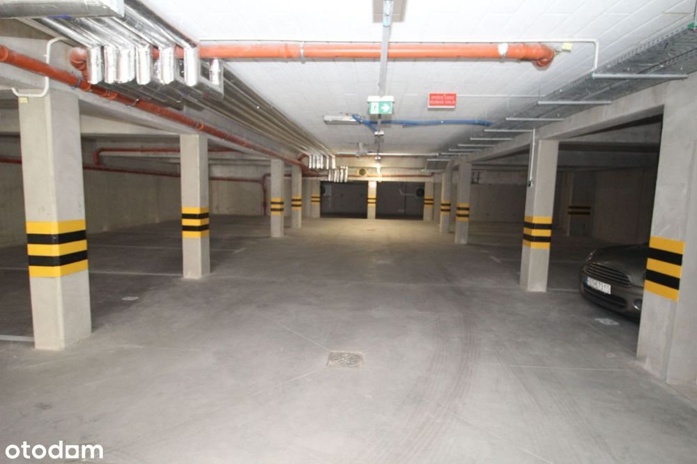 Miejsce postojowe w garażu podziemnym