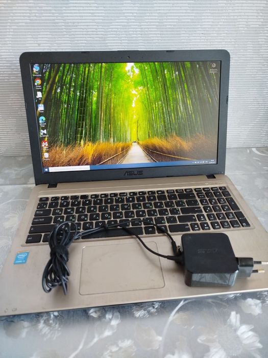 Ноутбук Asus R540L 15.6 Intel i3-5005U 4 RAM 240 SSD