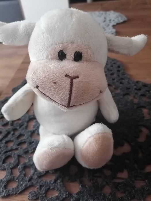 Owieczka Kinder pluszak