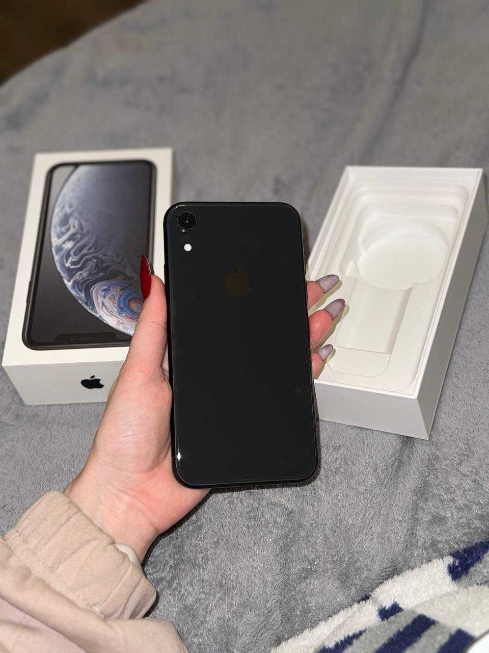 iPhone XR 64 GB black