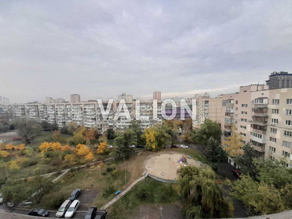 Продаж 3 кім. квартири на Оболоні, просп. Оболонський, метро Мінська