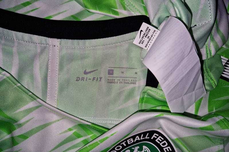 Nigeria NFF Abuja Nike DriFit 2018 prematch size: M-L