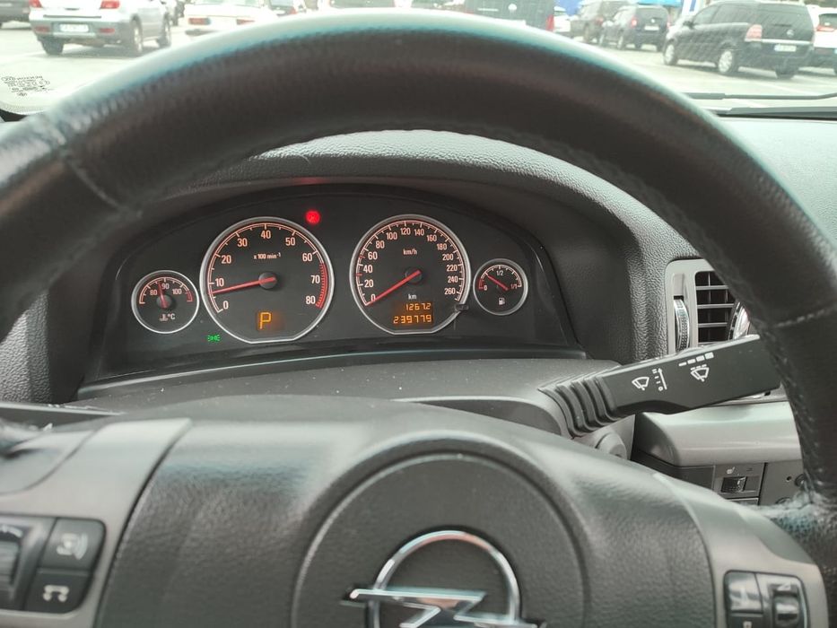 Продам Opel Vectra